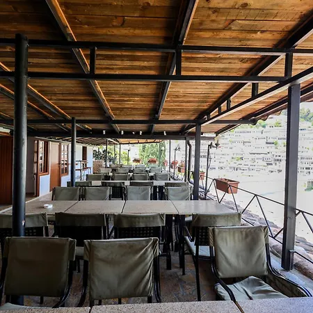 Hotel Ajka Berat