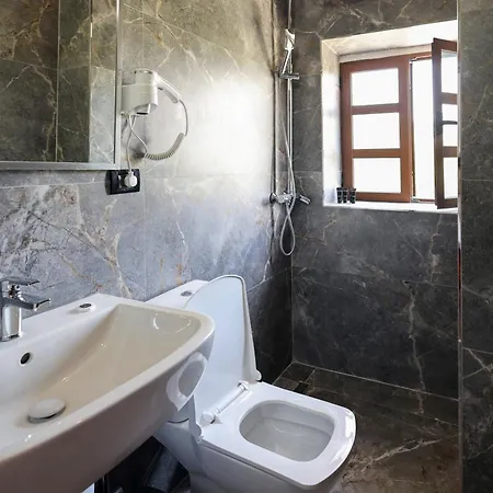 Ajka Hotel Berat