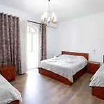 Hotel Ajka Berat