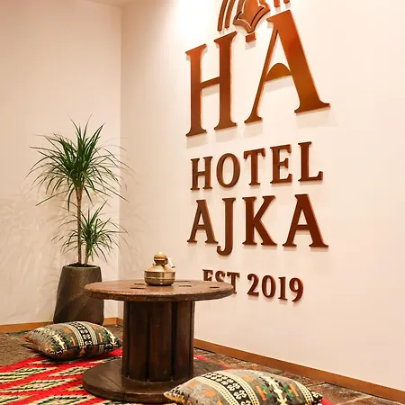 Ajka فندق 3*